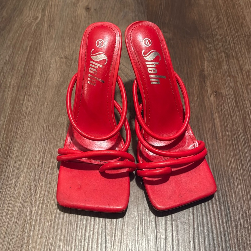 Women's Strappy Flat Sandals Cute Dressy Open Toe